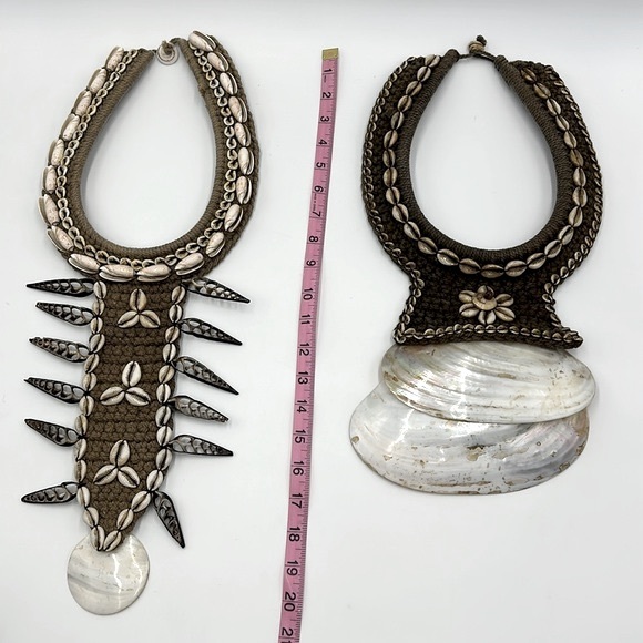 Vintage Papua New Guinea Ceremonial Seashell Collar Necklace Bundle - Picture 13 of 17